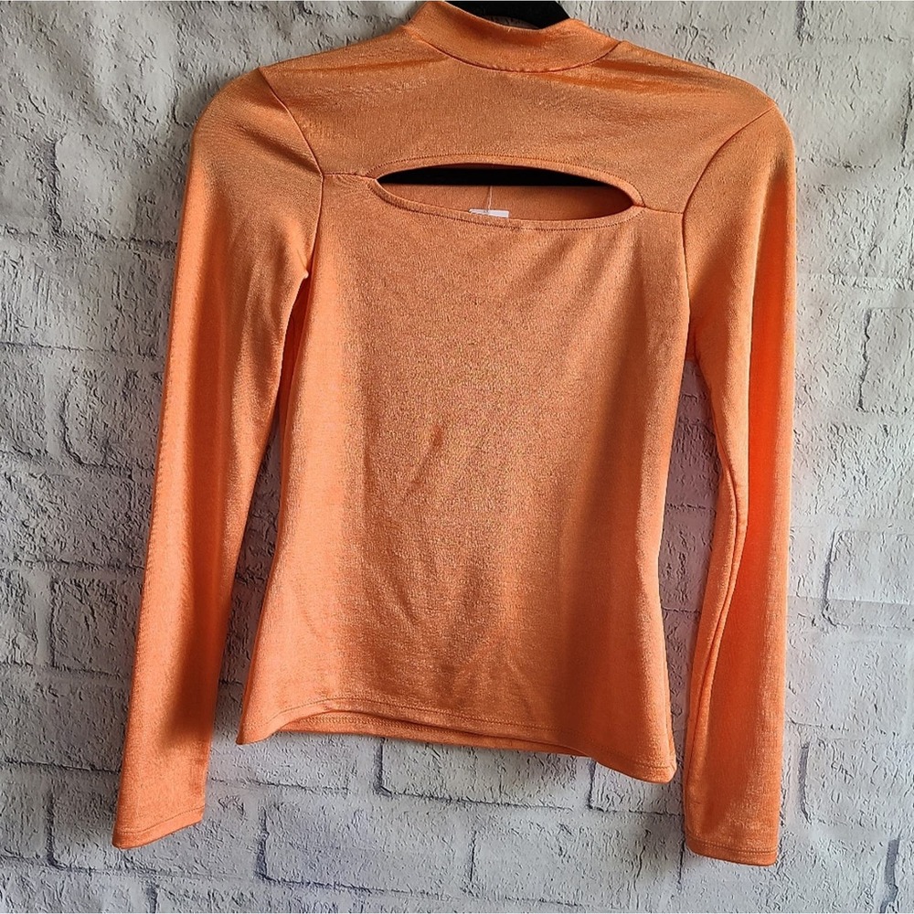 Topshop‎ Peach Satin Cut Out Mock Neck Blouse NWT Size XS